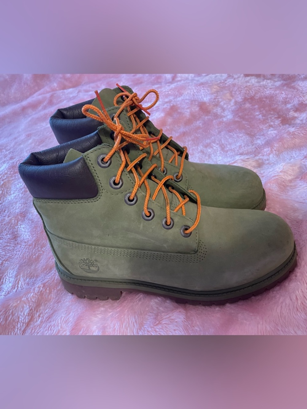 Timberland Olive Green Nubuck Boots with Orange Laces
